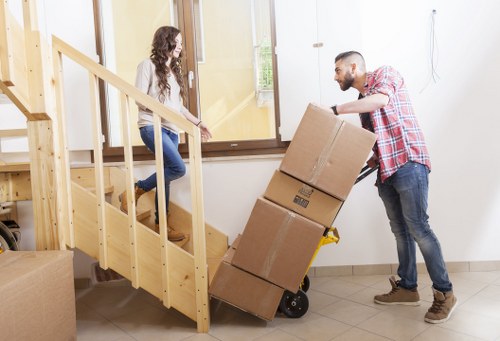 Transparent storage pricing materials for a local quote